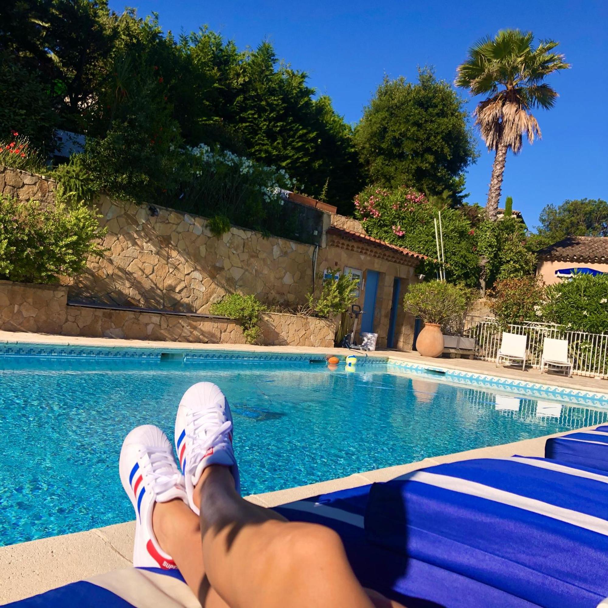 Hotel Jas Neuf Sainte-Maxime Bagian luar foto