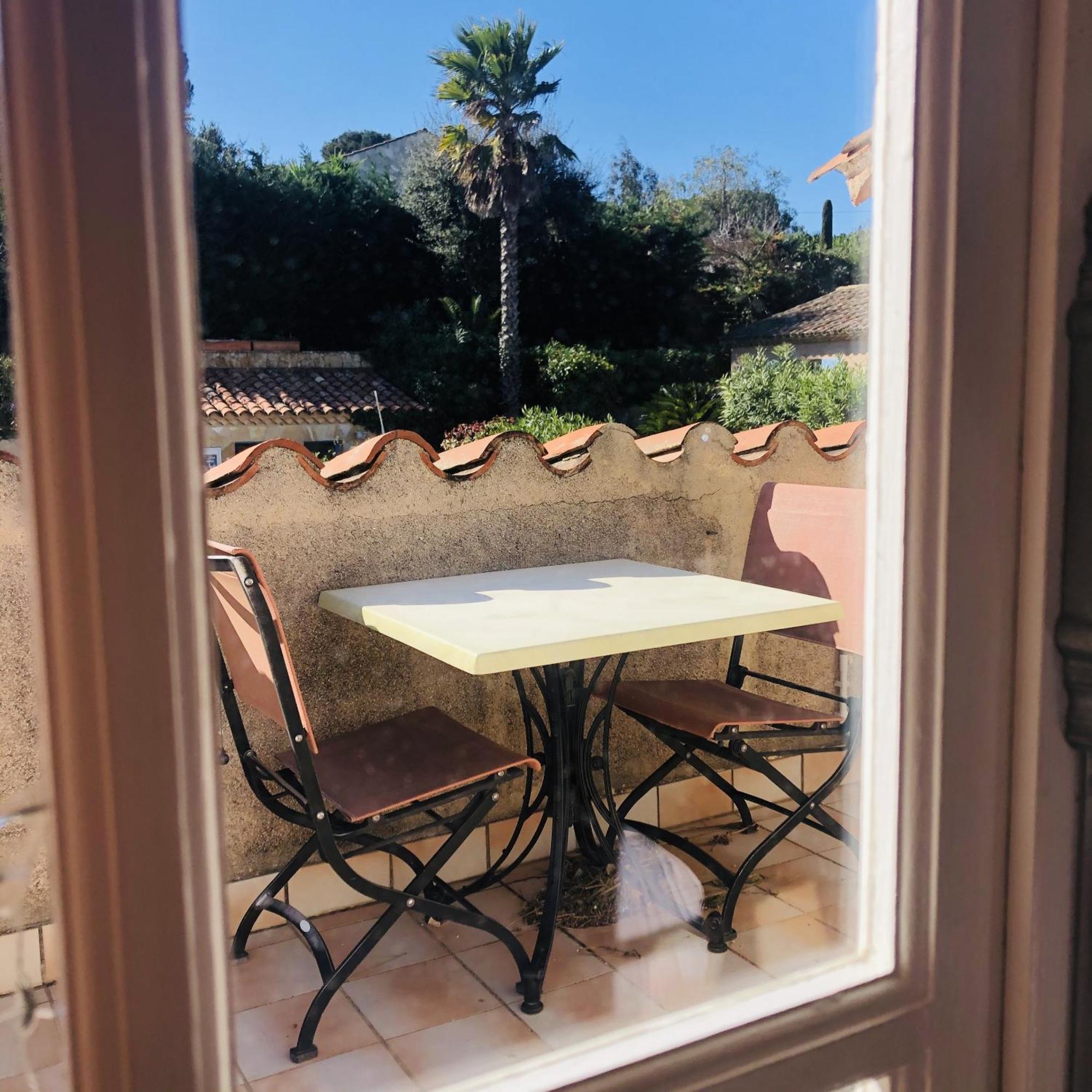 Hotel Jas Neuf Sainte-Maxime Ruang foto